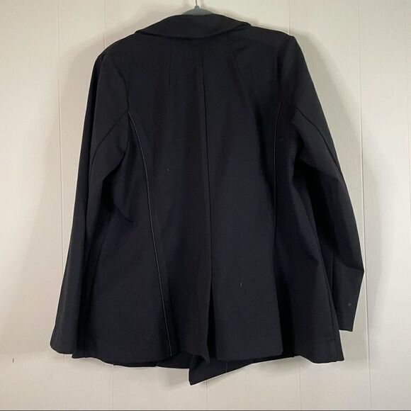 Eloquii Piped Blazer  - Picture 5 of 6